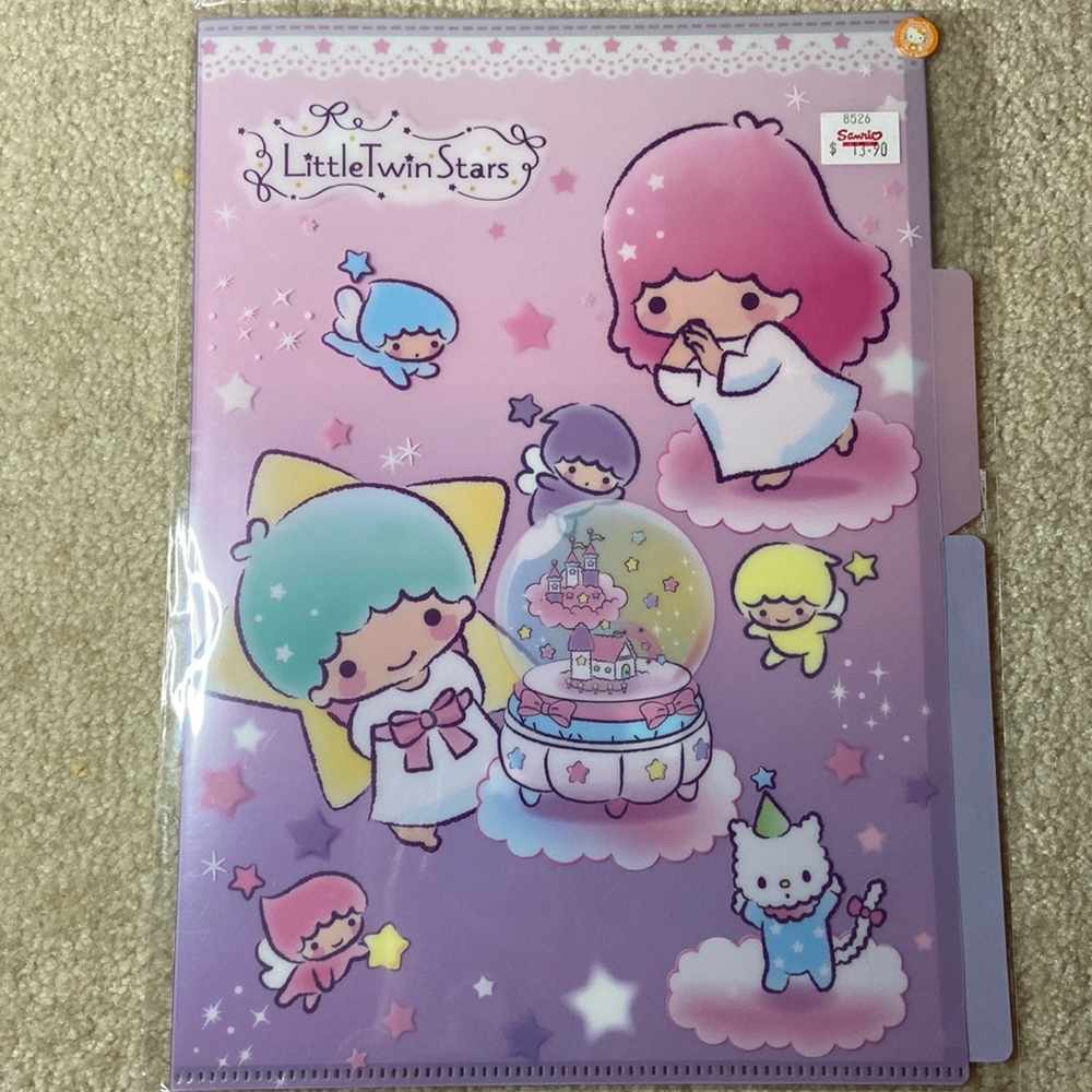 Little Twin Star Folder (two dividers)
